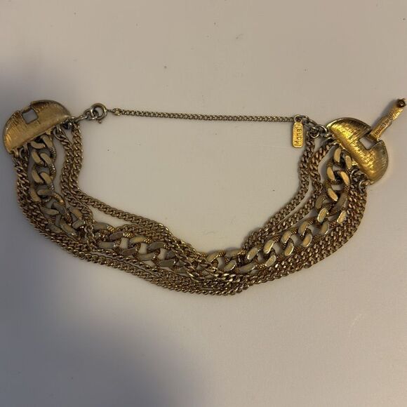 Monet Signed Vintage Chunky Chain Gold Tone Bracelet with safety chain. - Picture 6 of 8